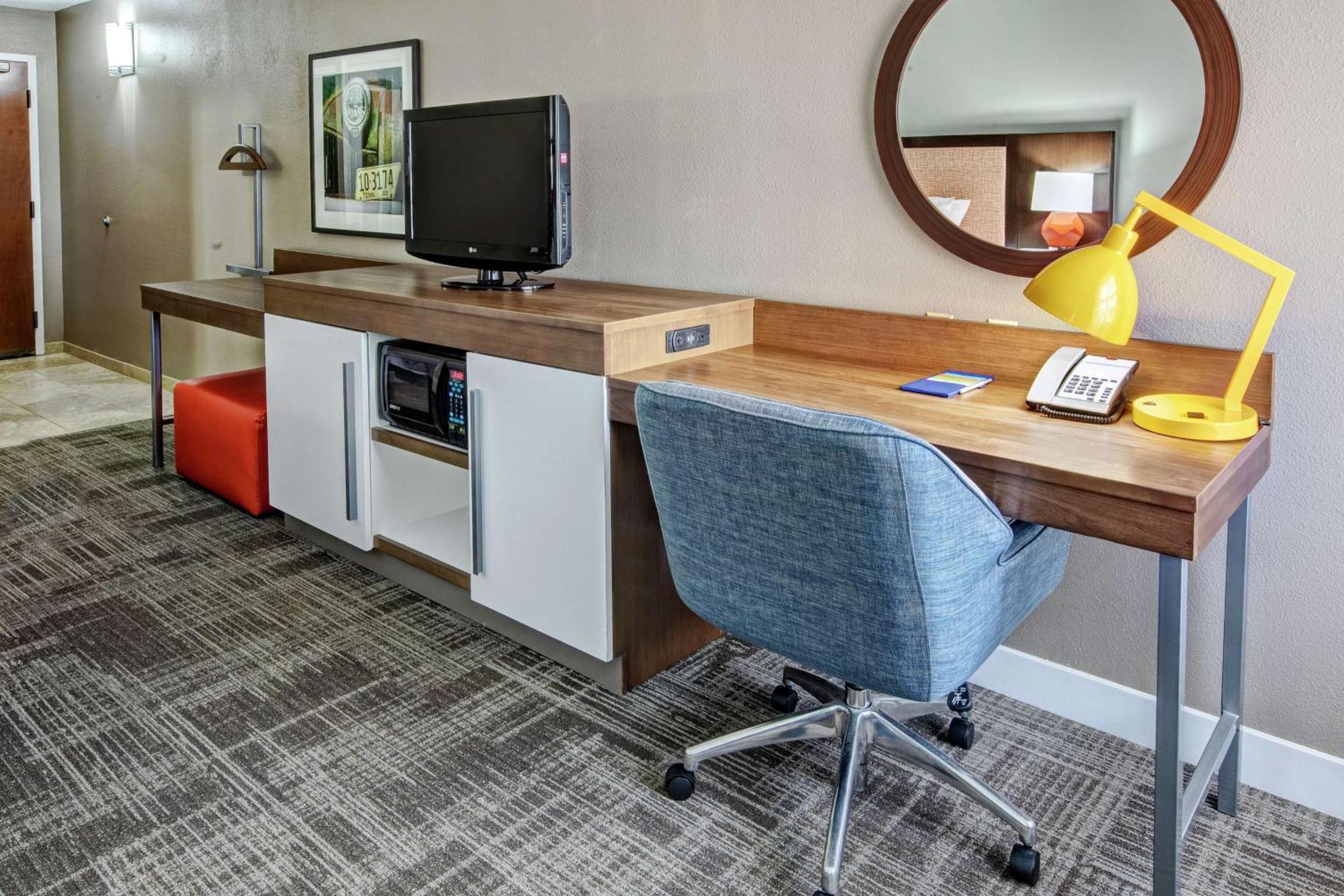 Hotel Hampton