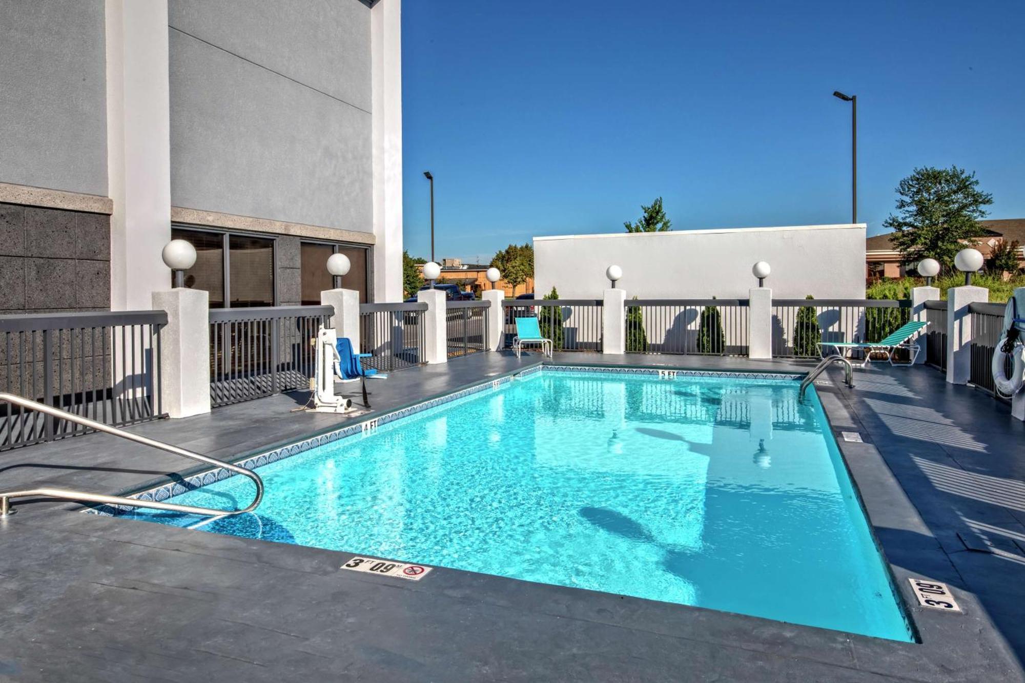 Hampton Hotel
