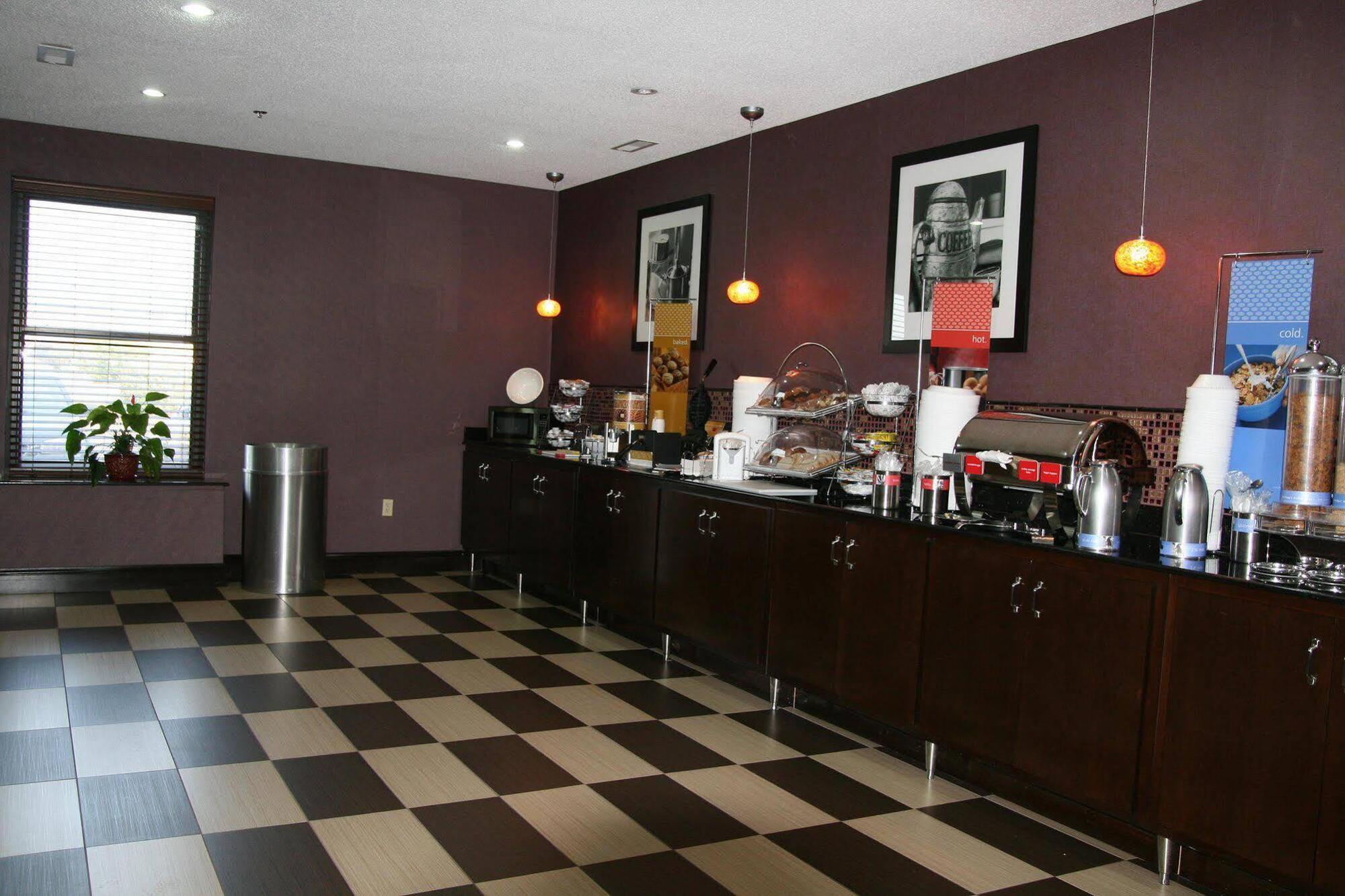 Hampton Hotel Tullahoma